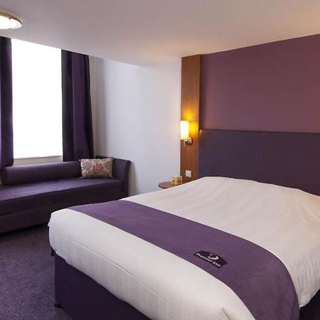 Premier Inn Bournemouth East Bagian luar foto