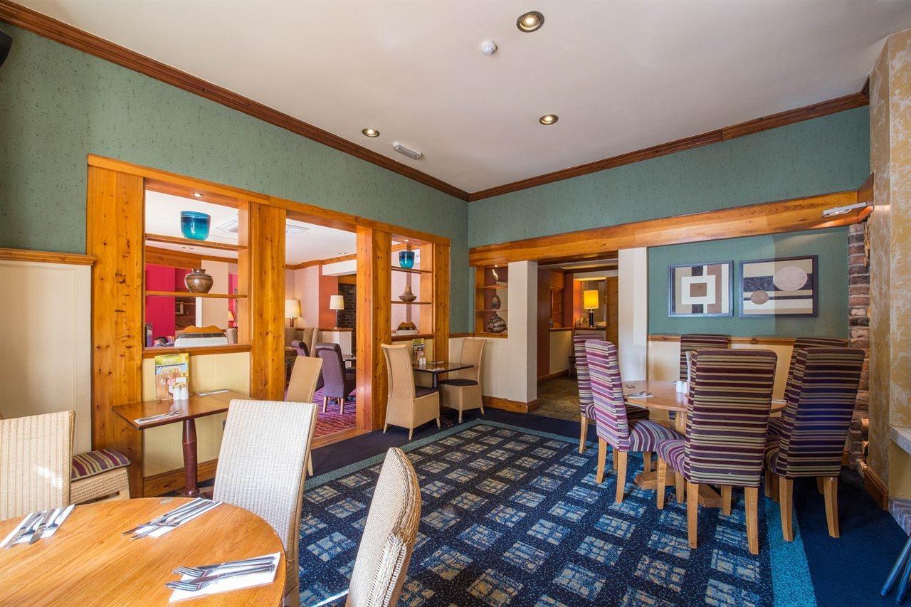 Premier Inn Bournemouth East Bagian luar foto