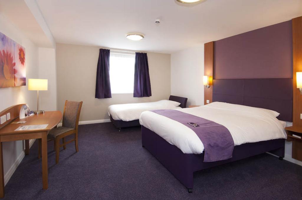 Premier Inn Bournemouth East Ruang foto