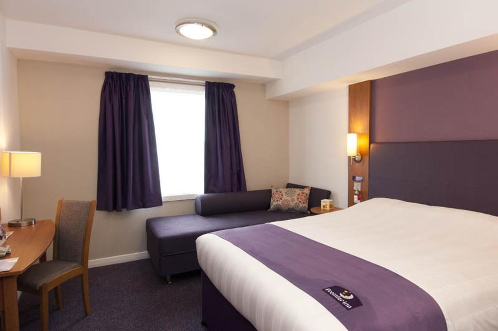 Premier Inn Bournemouth East Ruang foto