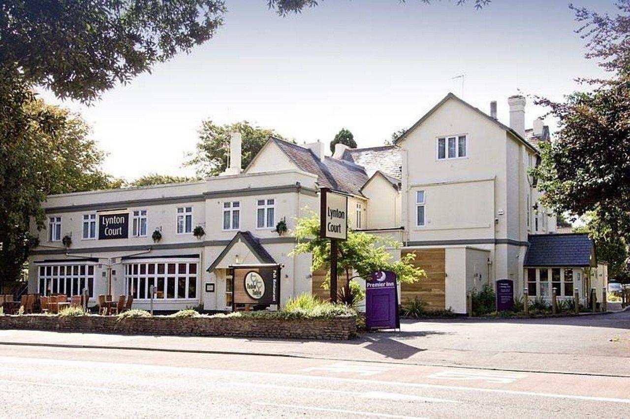 Premier Inn Bournemouth East Bagian luar foto